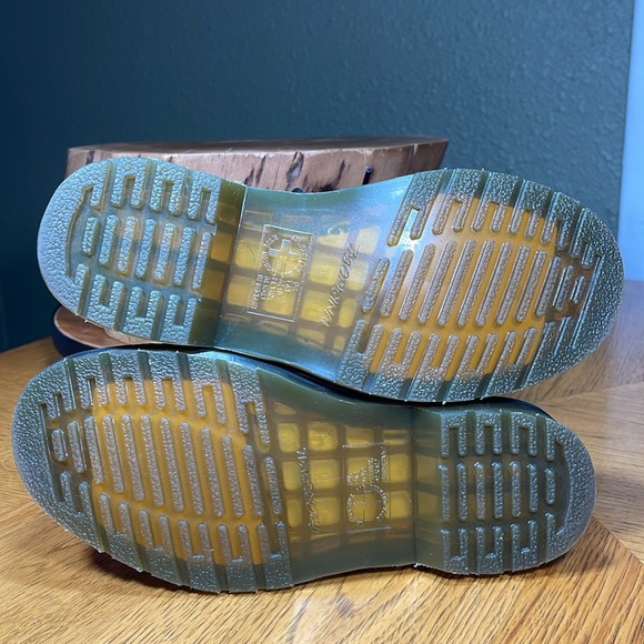 HTF COLOR DR MARTENS SMOOTH LEATHER BOOTS - Picture 7 of 10